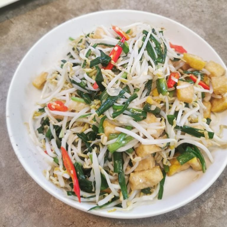 Savor Our Pad Thai