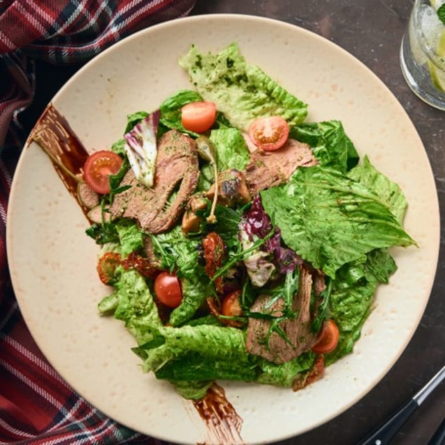 L3. Grilled Beef Salad (Salad Bo).