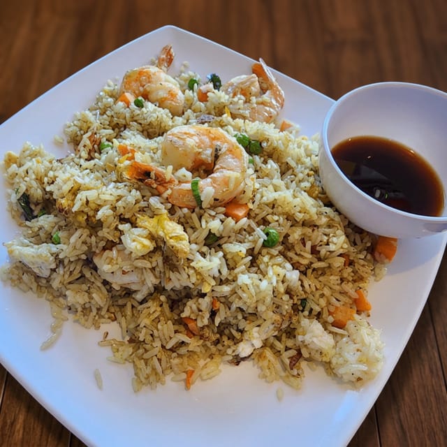 C12. Shrimp Fried Rice (CC Tom).